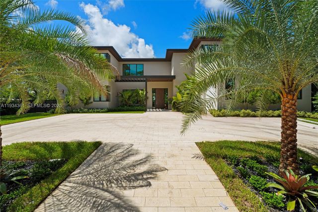 19900 NE 21st Court, Miami, FL 33179