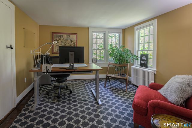 20 Lounsbury Road, Ridgefield, CT 06877