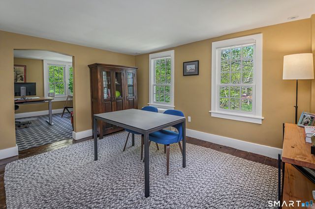 20 Lounsbury Road, Ridgefield, CT 06877