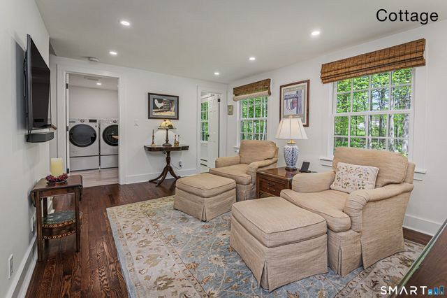 20 Lounsbury Road, Ridgefield, CT 06877