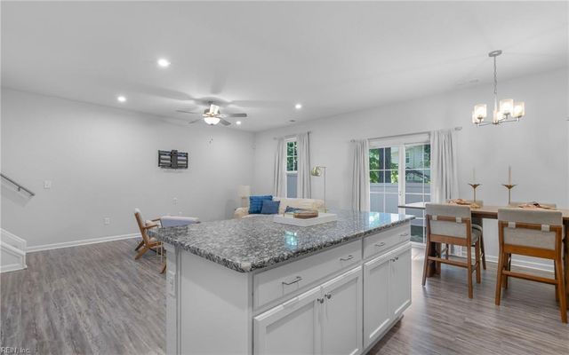 616 Revival LN, Virginia Beach, VA 23462