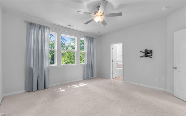 616 Revival LN, Virginia Beach, VA 23462