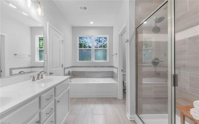 616 Revival LN, Virginia Beach, VA 23462