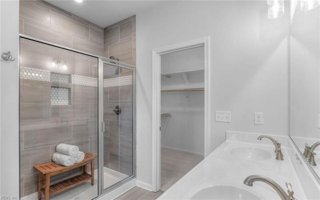 616 Revival LN, Virginia Beach, VA 23462