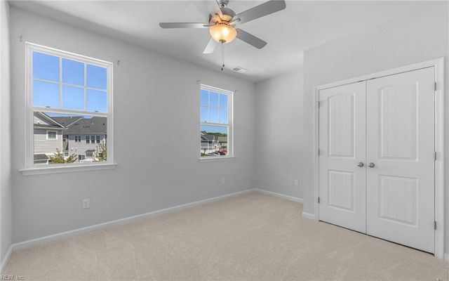 616 Revival LN, Virginia Beach, VA 23462