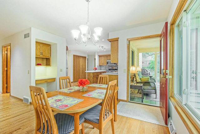 7126 New Washburn Way, Madison, WI 53719