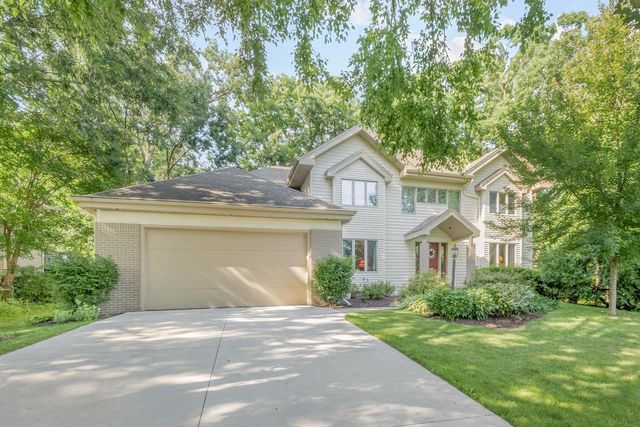 7126 New Washburn Way, Madison, WI 53719