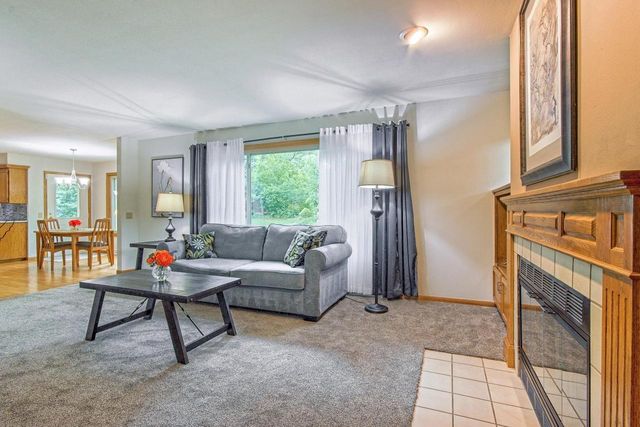 7126 New Washburn Way, Madison, WI 53719
