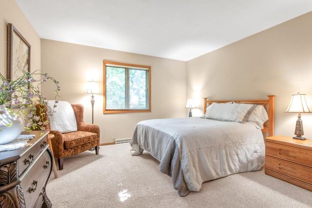 7126 New Washburn Way, Madison, WI 53719