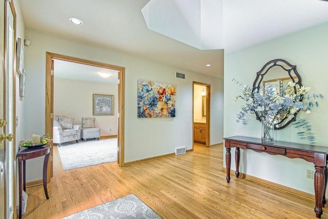 7126 New Washburn Way, Madison, WI 53719