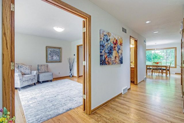 7126 New Washburn Way, Madison, WI 53719