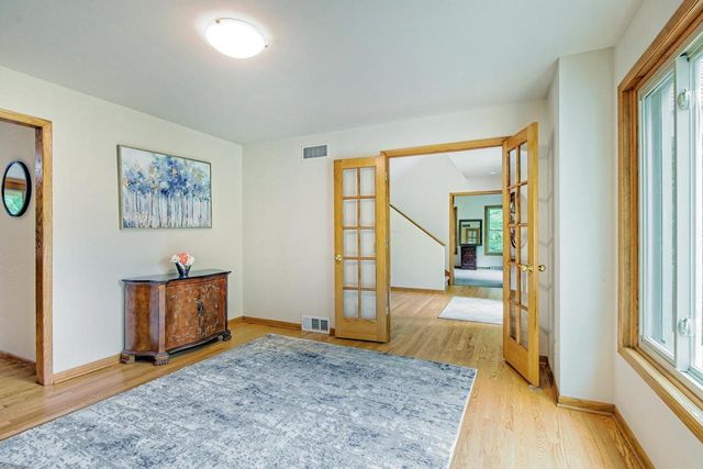 7126 New Washburn Way, Madison, WI 53719