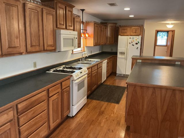 3716 & 3722 Silica Heights Road, Benton, AR 72015