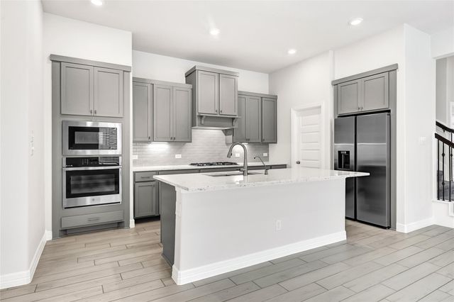 9319 Galloway Woods Trail, Tomball, TX 77375