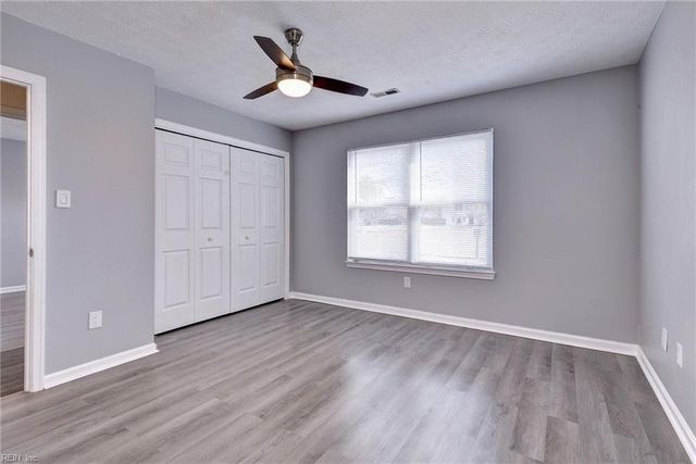 6 Whitecedar CT, Hampton, VA 23666