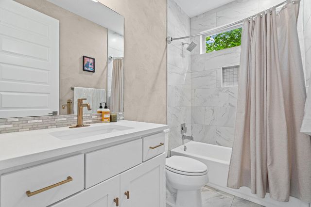 2906 Webberville RD 1, Austin, TX 78702