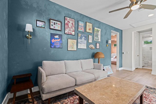 2906 Webberville RD 1, Austin, TX 78702