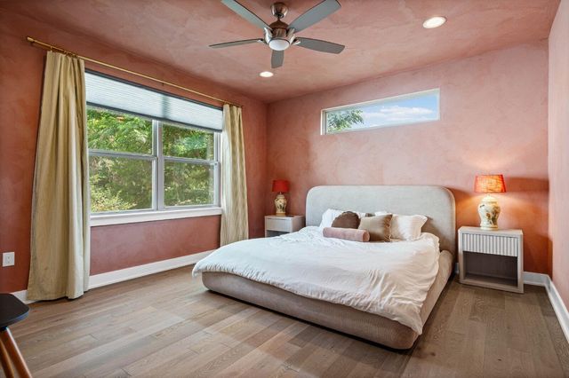 2906 Webberville RD 1, Austin, TX 78702