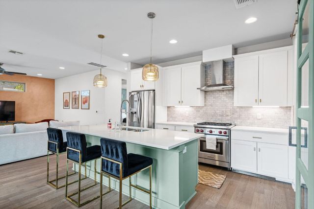 2906 Webberville RD 1, Austin, TX 78702