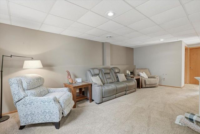 205 W Elm Street, Roberts, WI 54023