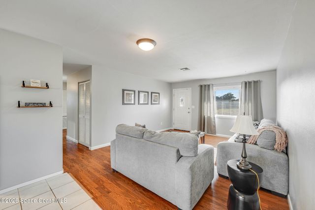 995 Eyerly Lane NE, Palm Bay, FL 32905