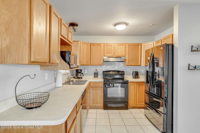 995 Eyerly Lane NE, Palm Bay, FL 32905