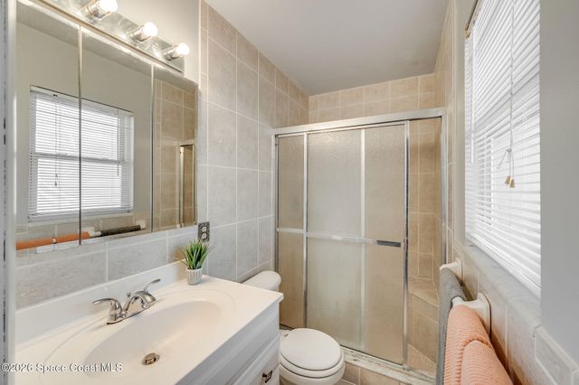 995 Eyerly Lane NE, Palm Bay, FL 32905