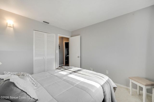 995 Eyerly Lane NE, Palm Bay, FL 32905