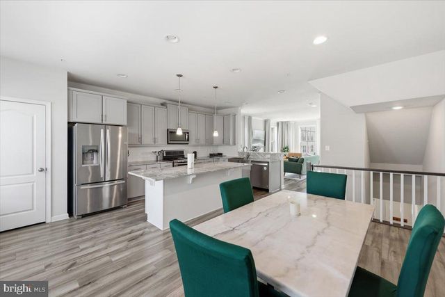 1833 CLANCY AVE, Frederick, MD 21702