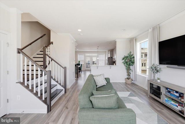 1833 CLANCY AVE, Frederick, MD 21702