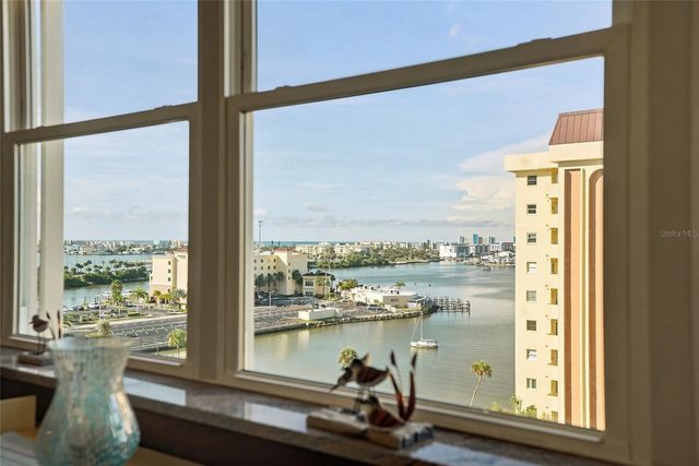 4550 COVE CIRCLE 1009, St Petersburg, FL 33708