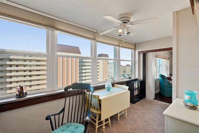 4550 COVE CIRCLE 1009, St Petersburg, FL 33708
