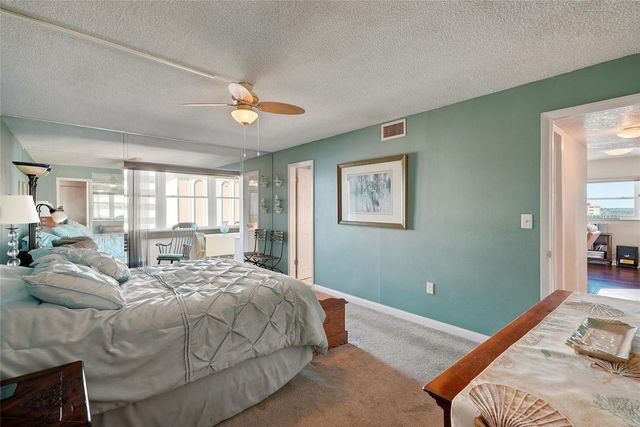 4550 COVE CIRCLE 1009, St Petersburg, FL 33708