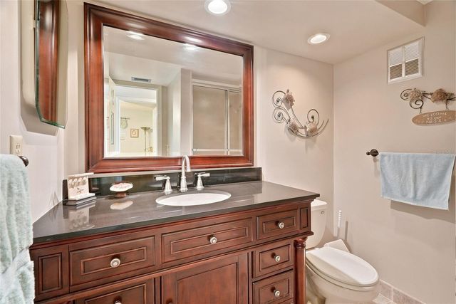4550 COVE CIRCLE 1009, St Petersburg, FL 33708