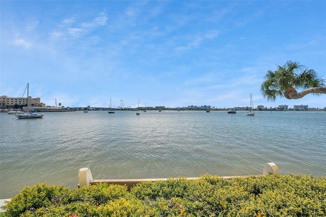 4550 COVE CIRCLE 1009, St Petersburg, FL 33708