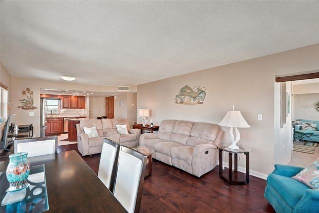 4550 COVE CIRCLE 1009, St Petersburg, FL 33708