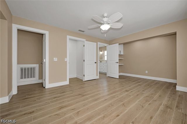 5885 Pine Tree DR, Sanibel, FL 33957