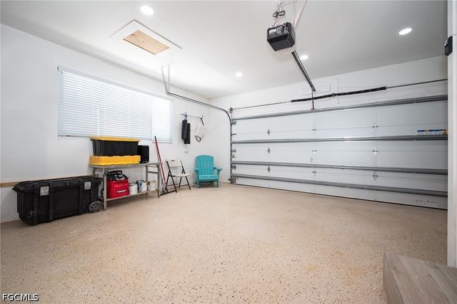 5885 Pine Tree DR, Sanibel, FL 33957