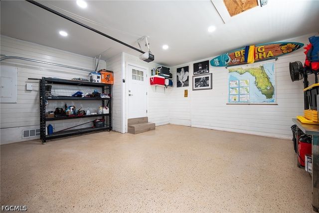 5885 Pine Tree DR, Sanibel, FL 33957