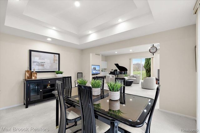 2295 Shore Hill Drive, West Bloomfield Charter Township, MI 48323