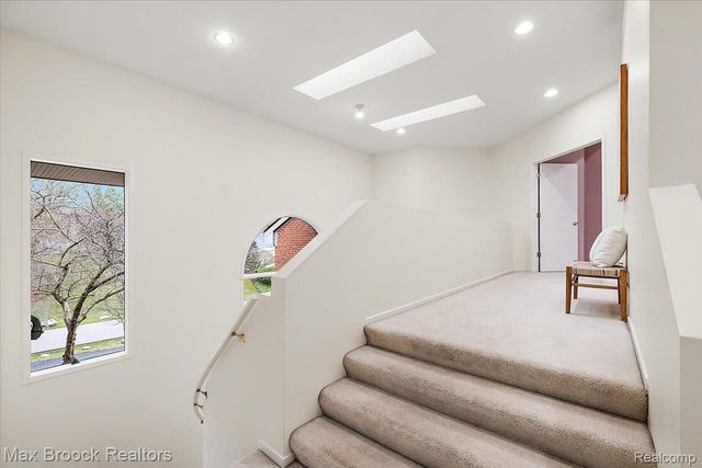 2295 Shore Hill Drive, West Bloomfield Charter Township, MI 48323