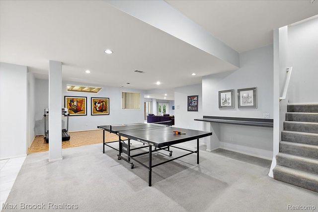 2295 Shore Hill Drive, West Bloomfield Charter Township, MI 48323