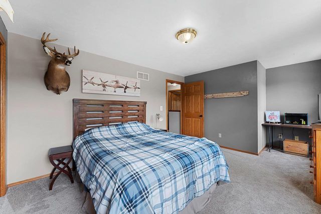 2906 SUNRAY LANE, Green Bay, WI 54313