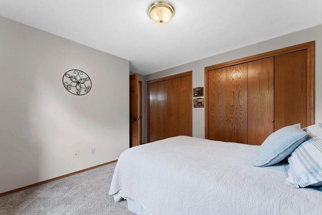 2906 SUNRAY LANE, Green Bay, WI 54313
