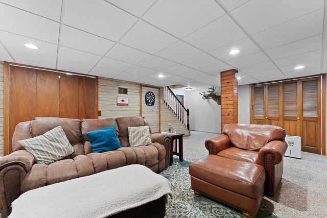 2906 SUNRAY LANE, Green Bay, WI 54313