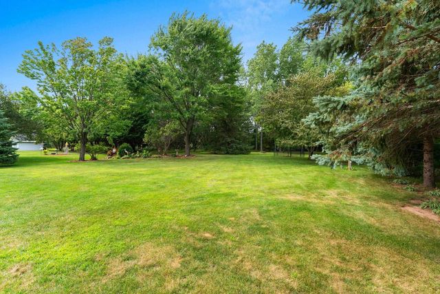 2906 SUNRAY LANE, Green Bay, WI 54313