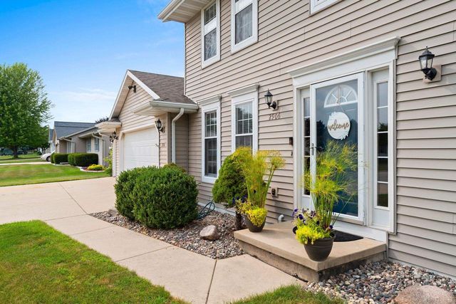2906 SUNRAY LANE, Green Bay, WI 54313