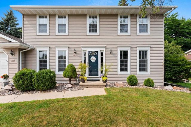 2906 SUNRAY LANE, Green Bay, WI 54313