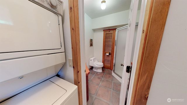 135 Lady Bug Road, Oroville, WA 98844