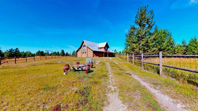 135 Lady Bug Road, Oroville, WA 98844